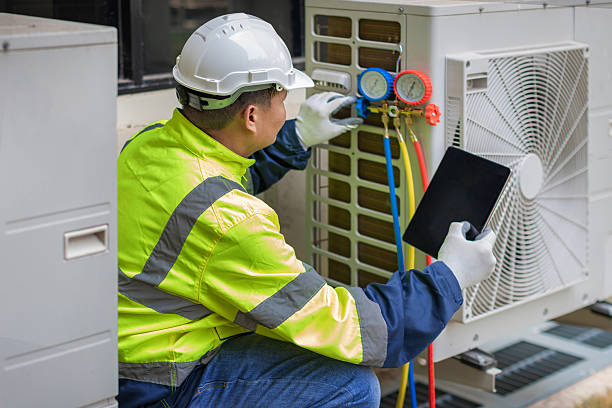 Professional Hvac technician working in Harvey, ND